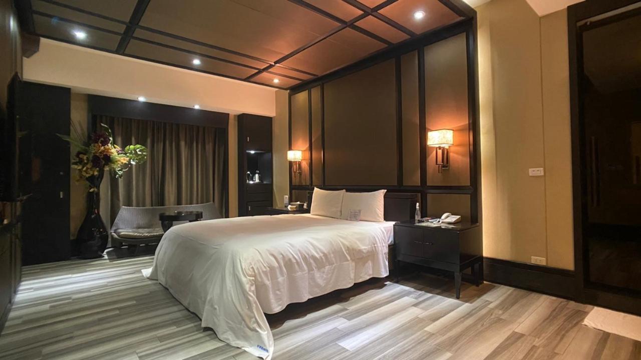 Holly Wood Motel Pitou Luaran gambar