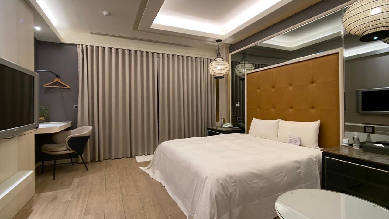 Holly Wood Motel Pitou Luaran gambar