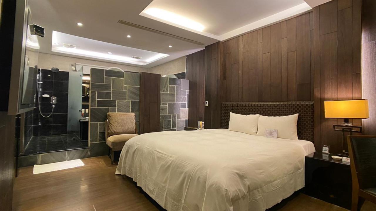 Holly Wood Motel Pitou Luaran gambar