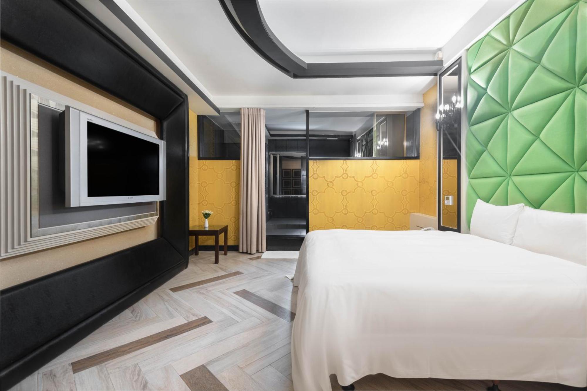 Holly Wood Motel Pitou Luaran gambar